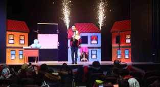Mıstık Show engelli çocuklar ve aileleri için perdelerini açtı