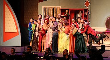 Hisseli Harikalar Kumpanyası ilk defa orkestra eşliğinde sahnelendi