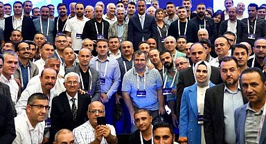 Bakan Özer, ilk ve ortaokul yöneticileriyle buluştu