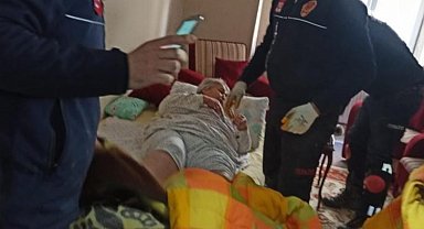 Osmaniye'de NebihaTeyze'nin yardımına Manisa İtfaiyesi yetişti