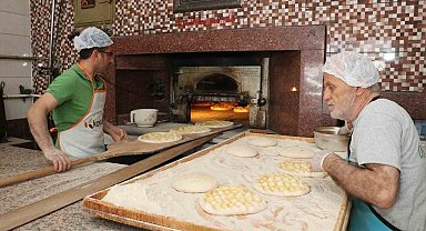 Bu şehirde Ramazan pidesine zam yok: 330 gram pide 5 TL