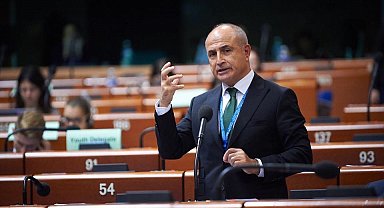 Büyükçekmece Belediye Başkanı Akgün: "İstanbul'da beklenmekte olan deprem yaklaşık 400 bin konutumuzu yıkacak"