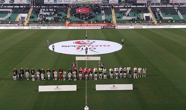 Gergin geçen Denizlispor-Sakaryaspor maçına ceza yağdı
