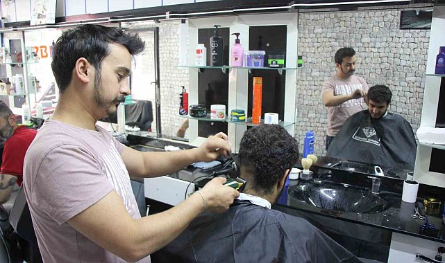 18 yıldır pazar günü tatil yapan berberler, bu pazar çalışacaklar