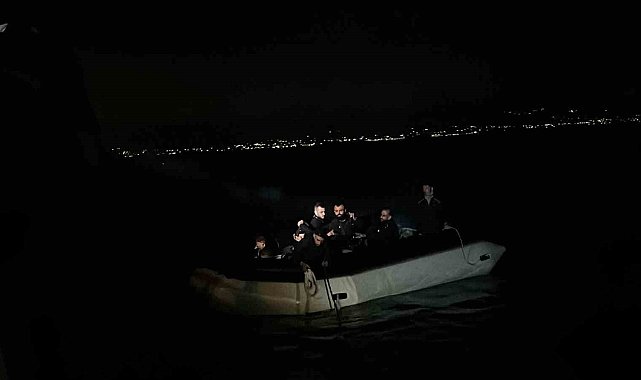 19 düzensiz göçmen kurtarıldı, 27'si yakalandı