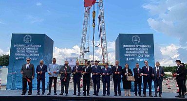 55 metrelik sondaj kulesinde uygulamalı derslerle teknisyenler yetiştirilecek