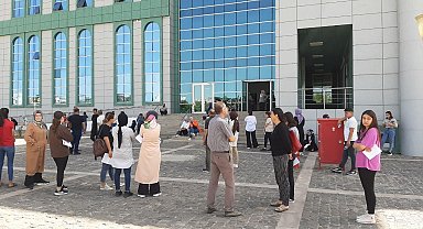 Adıyaman'da depremzede öğrencilerin YKS heyecanı