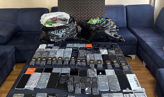 Ağrı'da piyasa değeri 1 milyon 200 lira olan kaçak telefonlar ele geçirildi