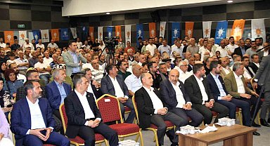 AK Parti Elazığ İl Başkanlığında bayramlaşma töreni