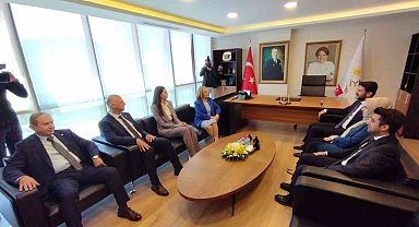 AK Parti'den İYİ Parti'ye bayram ziyareti