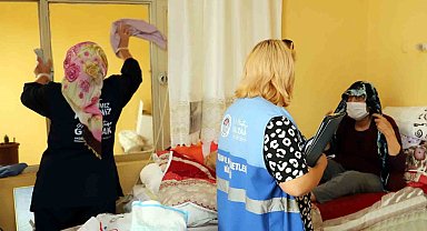 Akdeniz Belediyesinin 'Evde bakım' hizmeti devam ediyor