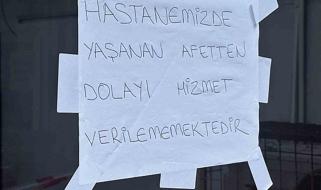Akhisar'da devlet hastanesi sel felaketinin ardından hizmet veremiyor
