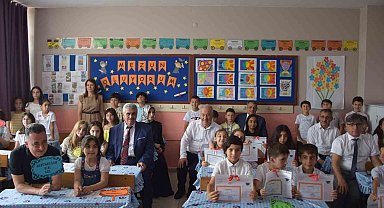 Aksu'da 15 bin 730 öğrenci karne sevinci yaşadı