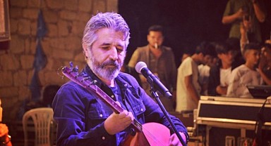 Ali Kınık'tan Melek Mosso'ya sert sözler: Zavallı kızcağız