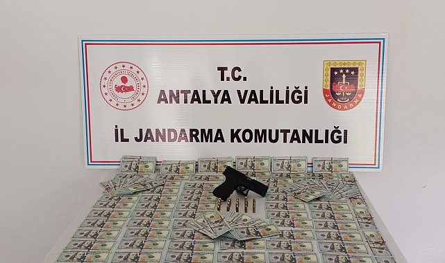 Antalya'da 85 bin sahte dolar ele geçirildi