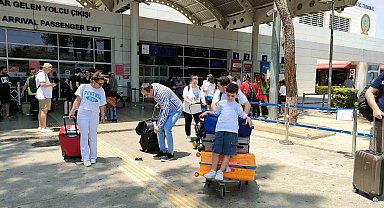 Antalya'nın tatilcileri havayolunu tercih etti