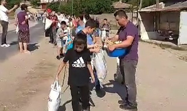 Asırlık 'arefe günü' geleneği yüzleri güldürüyor
