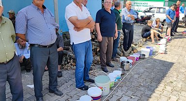 Asırlık gelenekle her eve pişmiş et gidiyor