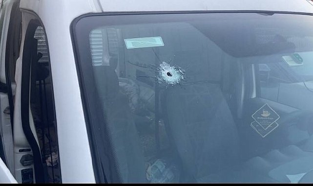 Ataşehir'de cadde ortasında kurşun yağdırdılar: 1 yaralı