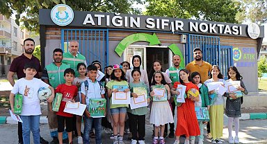 Atık getiren öğrenciye karne hediyesi