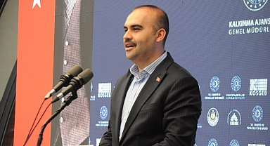 Bakan Kacır: "Afet bölgelerinde 1 milyar TL'lik kalkınma odaklı eylem planını hayata geçirdik "
