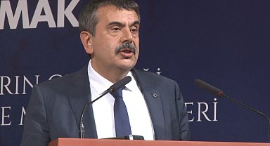 Bakan Tekin: "Türkiye Yüzyılı'nı inşa edeceksek sivil toplumdan akademiye kadar her alanda başlatmamız gerekiyor"