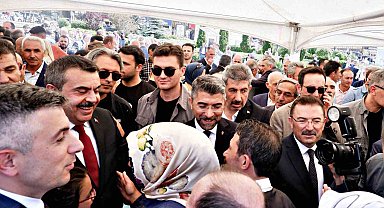 Bakan Tekin'den bayramlaşma programı