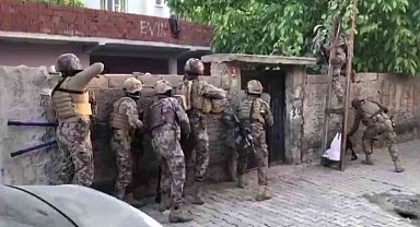 Batman'da 12 şüpheli çeşitli suçlardan tutuklandı