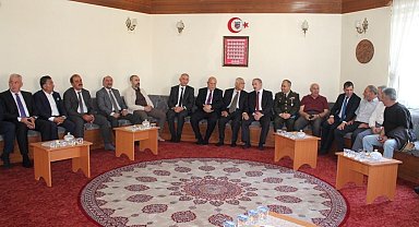Bayburt'ta geleneksel bayramlaşma Şingah Mahalle Odası'nda gerçekleşti