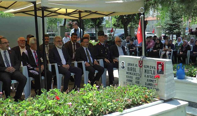 Bayram arefesinde şehitler için dua edildi