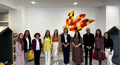 Bebek ve Çocuk Kütüphanesi, depremzede aileleri ve minik kaşifleri ağırladı