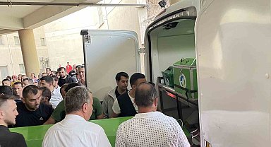 Belediye Başkanının hayatını kaybettiğini duyan hastaneye koştu