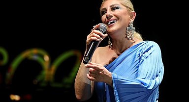 Bergama'da 18 bin kişilik konserle muhteşem final