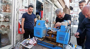 Bıçak bileyicilerde bayram yoğunluğu