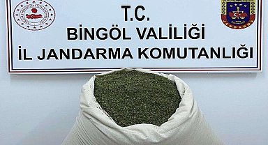 Bingöl'de çuval içerisinde 16 kilo esrar ele geçirildi