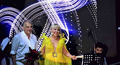 Bodrum'da Safiye- Faik rüzgarı