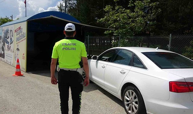 Bolu'da dikkat çeken polis uygulaması: Yaşam tüneli oluşturuldu