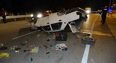 Burdur'da kontrolden çıkan araç takla atıp karşı şeride geçti: 1 ölü, 1 yaralı