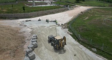 Bursa İnegöl'de Halhalca Meydanı parkeleniyor