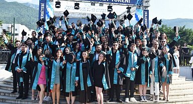 Bursa Teknik Üniversitesi mezunlarını uğurladı