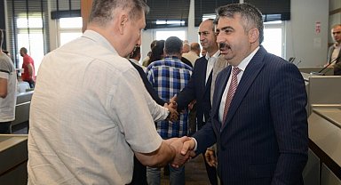 Bursa Yıldırım'da belediye personeli erken bayramlaştı