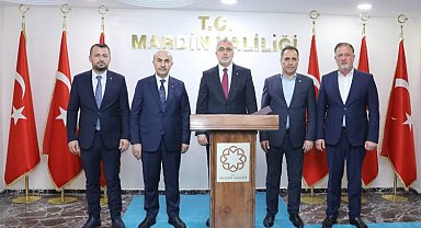 Çalışma Bakanı Vedat lşıkhan Mardin'de