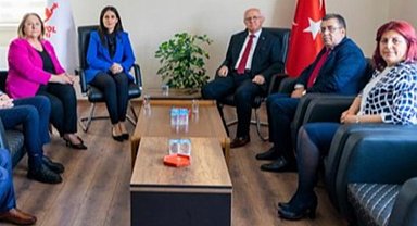 CHP'den 8 partiye bayram ziyareti