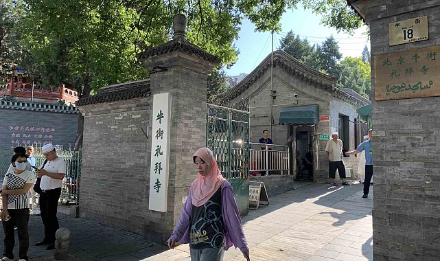 Çin'deki Müslümanlar bayram namazını kıldı