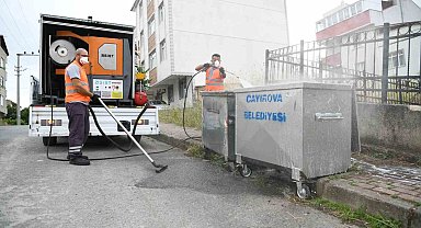 Çöp konteynerleri yerinde yıkanıyor