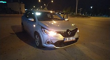 Çorum'da iki otomobil çarpıştı: 2 kişi yaralandı