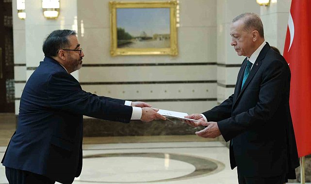 Cumhurbaşkanı Erdoğan, Peru Büyükelçisi Cesar Augusto De Las Casas Diaz'ı kabul etti