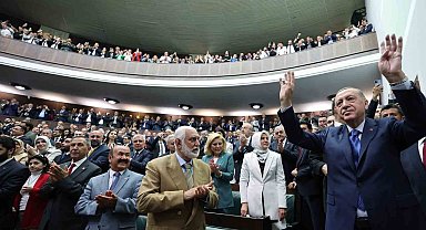 Cumhurbaşkanı Erdoğan'dan muhalefete: "Eğer dürüstseniz, samimiyseniz yeni yasama döneminde başörtüsü meselesini anayasayla teminat altına alalım"