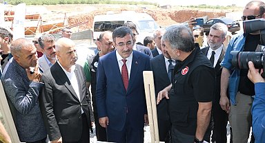 Cumhurbaşkanı Yardımcısı Yılmaz: "Afetlerin yaralarını hep birlikte sardık"