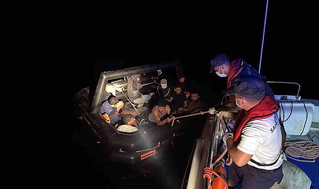 Datça'da 34 göçmen kurtarıldı, 17 göçmen yakalandı